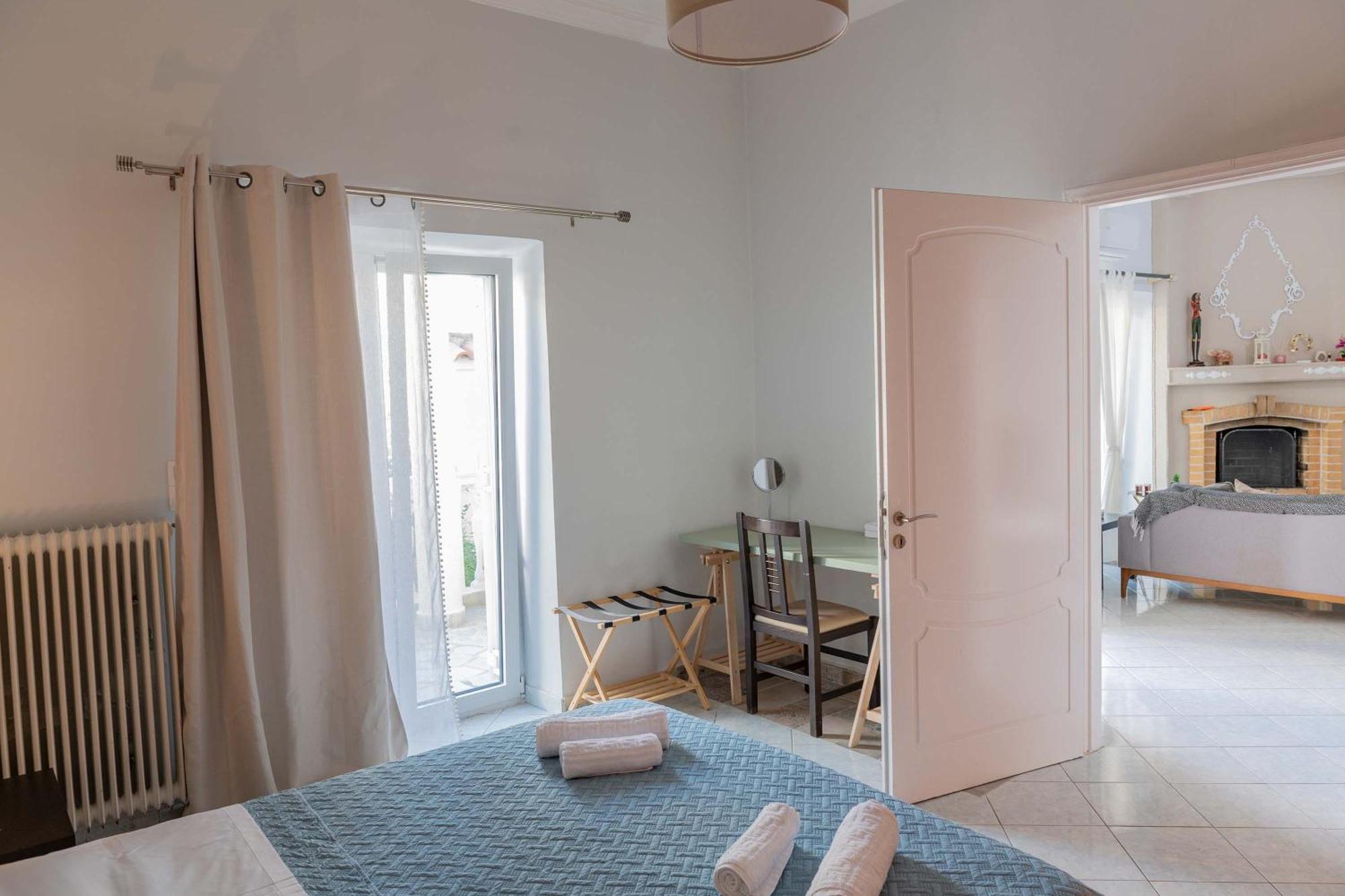 Private Spacious Apartment Athènes Extérieur photo